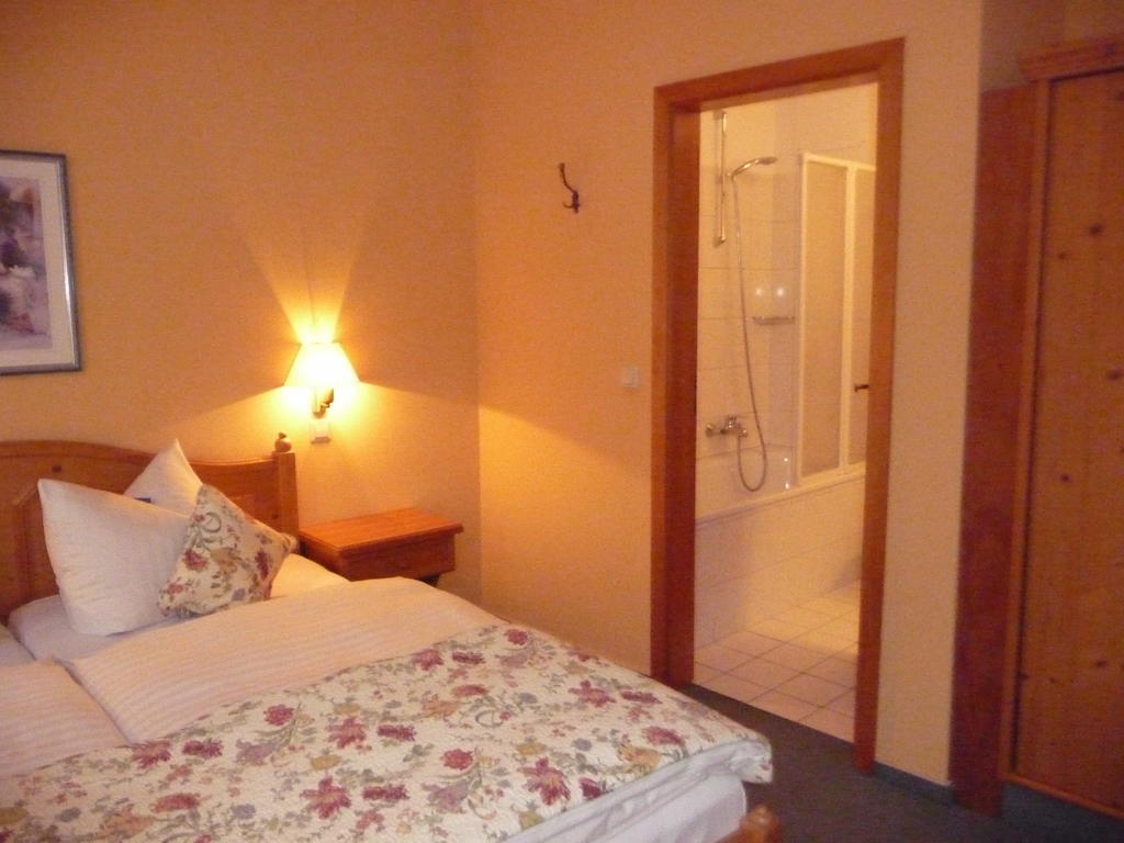 Hotel Am Grudenberg هالبيرشتادت الغرفة الصورة